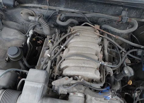 2000 Toyota Tundra Sr5 V8 z USA, uszkodzony, nr VIN 5TBBT4411YS016137